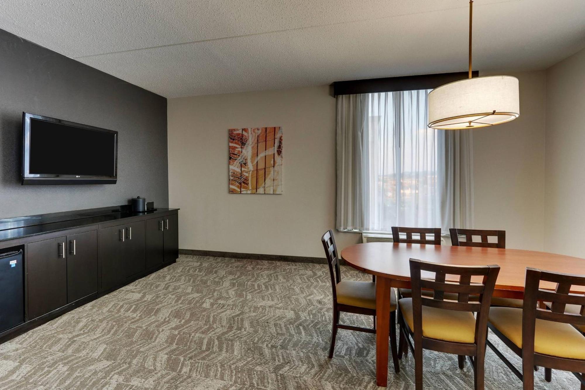 Springhill Suites By Marriott Birmingham Downtown At Uab Экстерьер фото